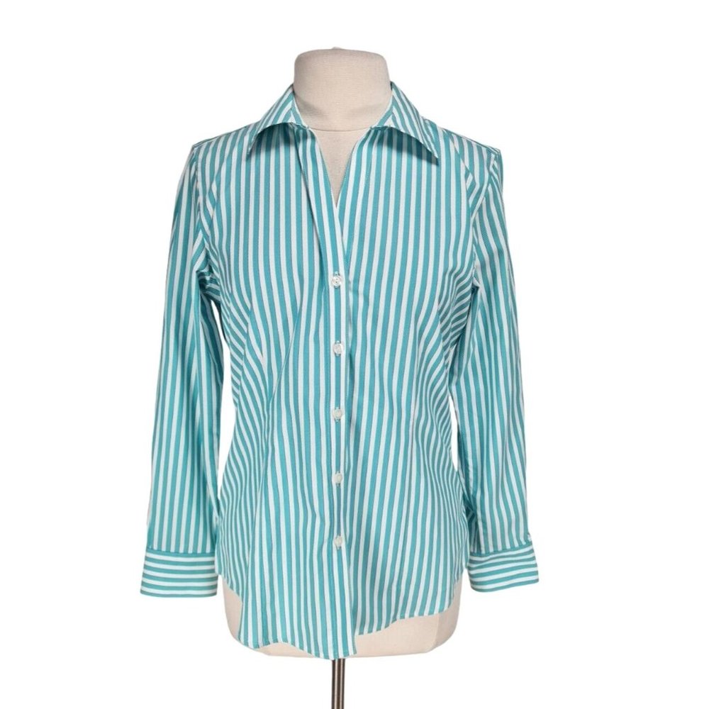 Foxcraft Womens Wrinkle Free  Button Up Top Size M Blue Striped Long Sleeve 174P